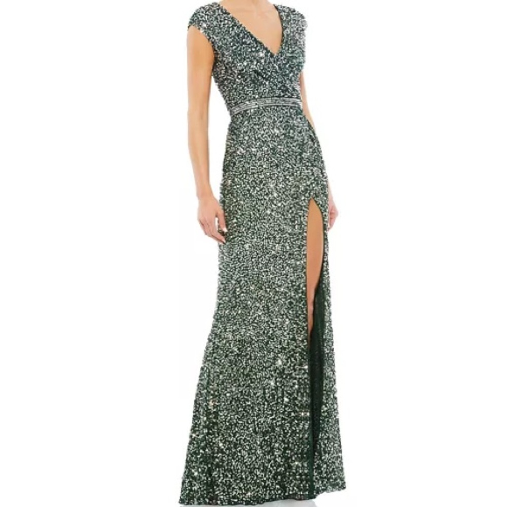 Beautiful MacDuggal dress, excellent condition